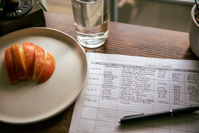 How to Create a Simple Weekly Meal Plan for Stress-Free Cooking